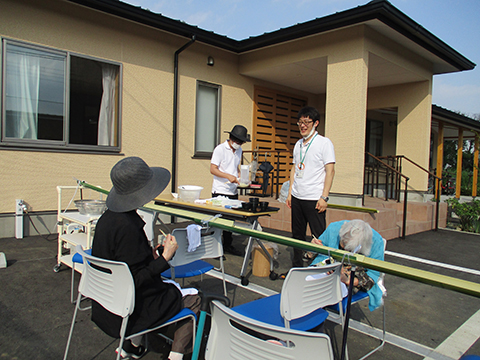 流しそうめん